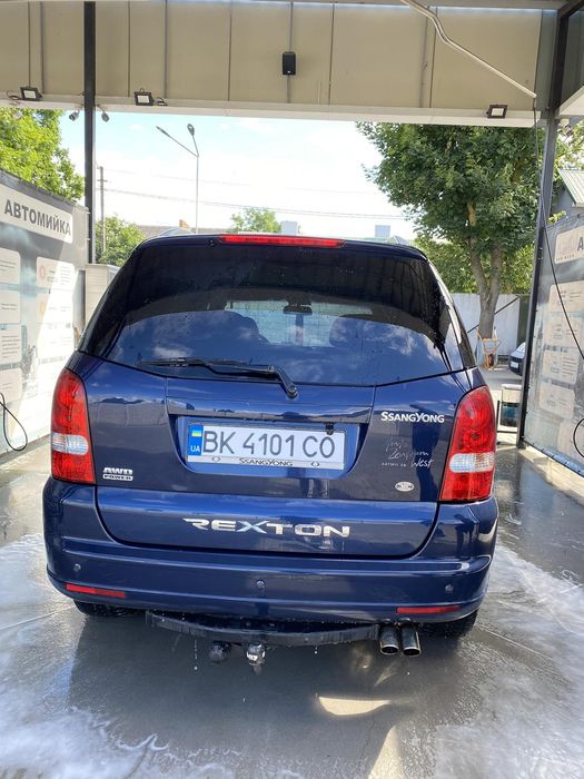 Продам авто Ssang Yong Rekston2