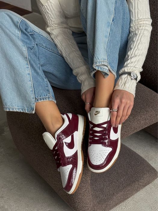 ФОТО РЕАЛ‼️ жіночі кросівки Nike Dunk SB Dunk Burgundy Croc найк сб