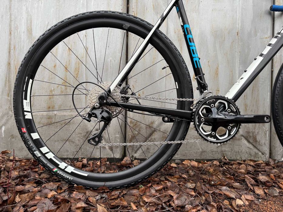 Гравел Cube Cross Race CMPT на осях\Shimano 105\вилка карбон