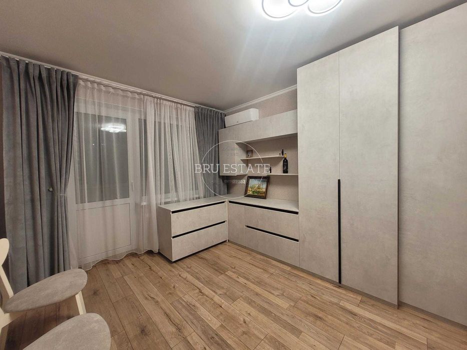 Продам 2к кв-ру з новим ремонтом Березняки, м. Лівобережна, 5 хв