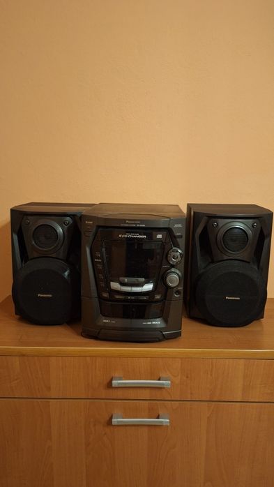 Wieża stereo CD PANASONIC SA-AK200