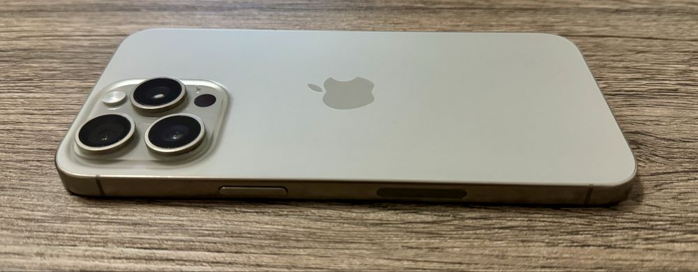 iPhone 15 Pro Max 256GB Natural Titanium Neverlock eSim