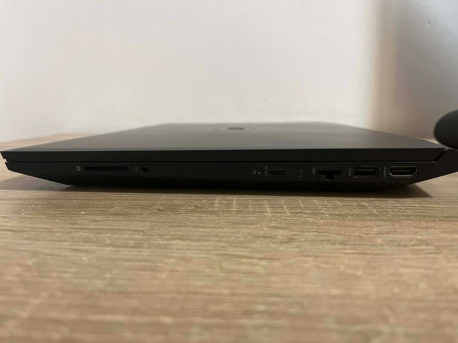 HP Pavilion Gaming 16 – i5 / GTX 1650 Ti / 2 dyski – stan idealny