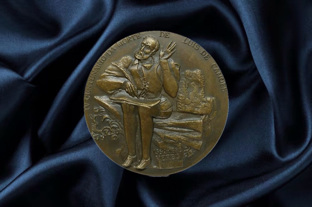 Medalha de Bronze/ IV Centenário da Morte do Poeta Luís de Camões 1580 - 1980