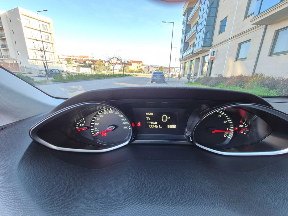 Peugeot 308 2016 110cv versão Style