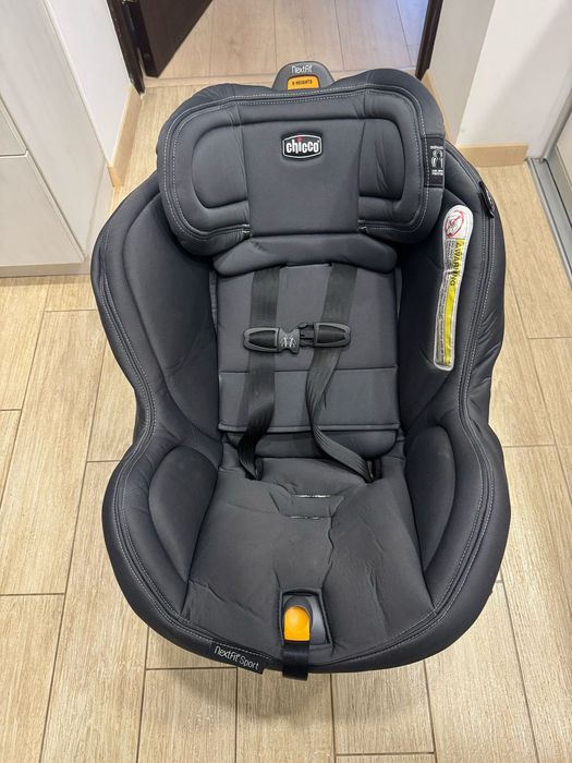 Автокрісло Chicco NextFit   ISOFIX Ідеальний стан.