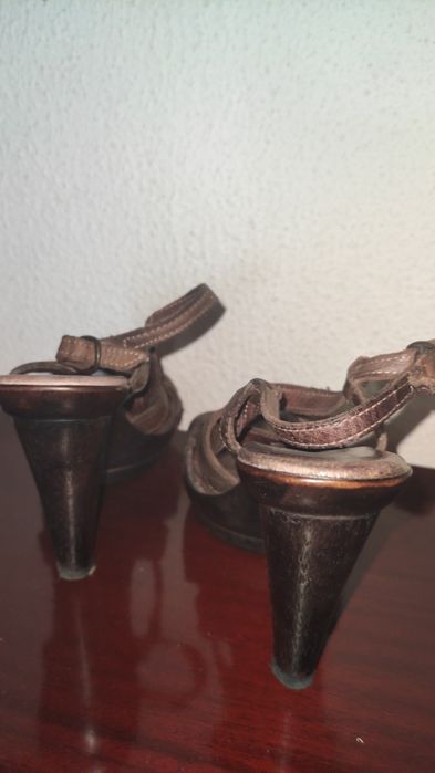 Sandália tacão alto