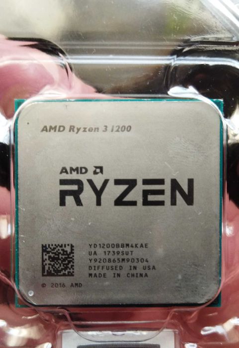 Продам процесор ryzen 3