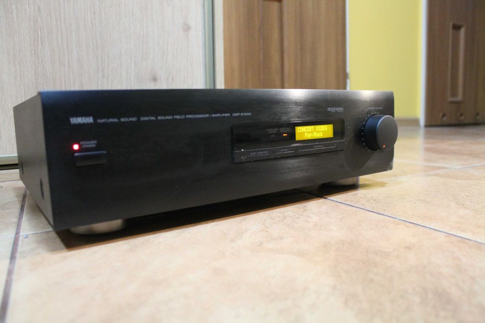Wzmacniacz / procesor Yamaha DSP-E1000