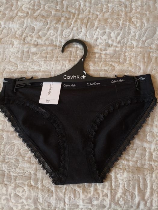 Nowe majtki Calvin Klein r. XS