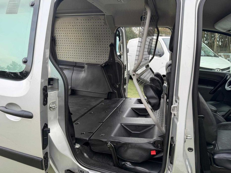 Renault Kangoo Maxi 5 lugares