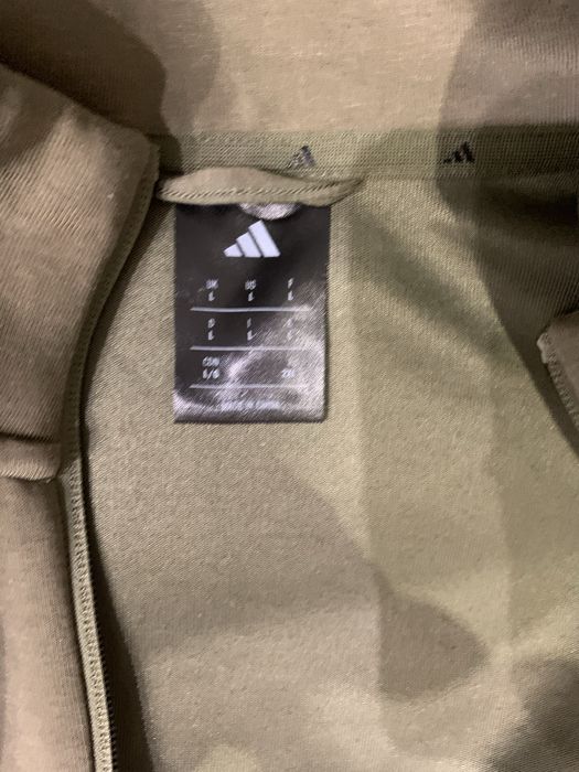 Спортивный костюм  adidas