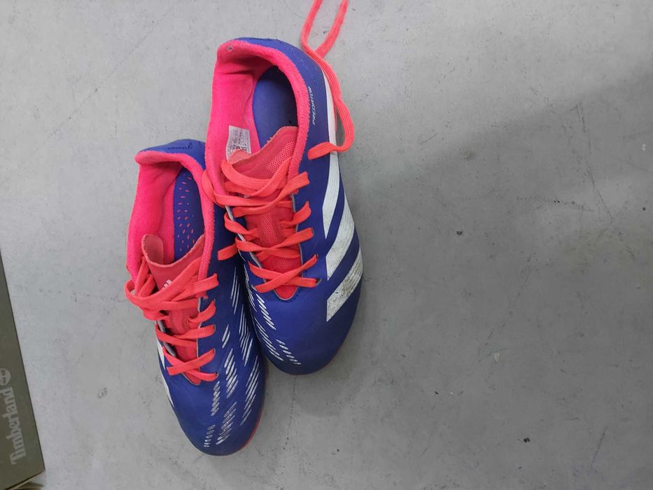 Chuteiras n°33 Adidas Predator