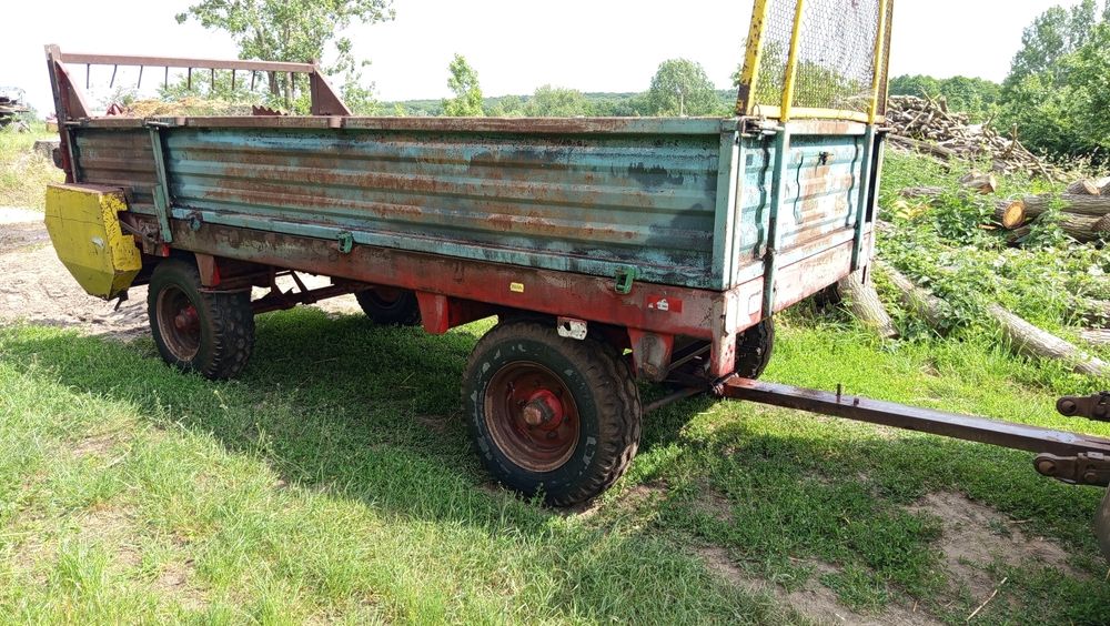 Rozrzutnik obornika 3,5 tony czarna białostocka gnojarka