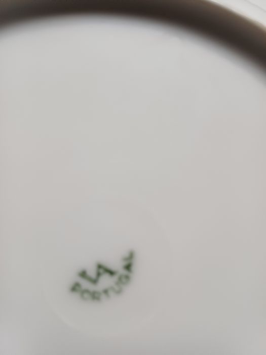 Pratos da vista alegre