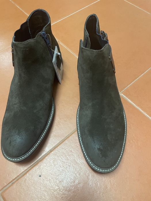 New Boots – Never Worn – Various Models Size 4264752056301570124