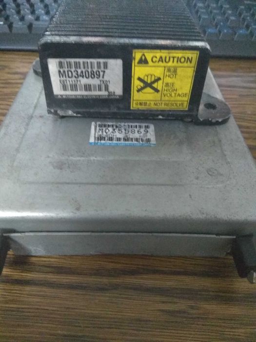 Продам Блок управления форсунками Мицубиси Каризма 1.8 GDI