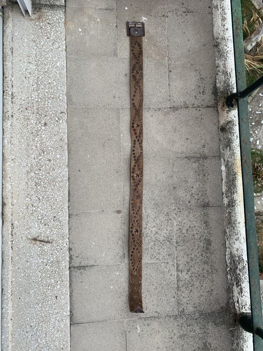 Cinto castanho vintage punk 88 cm