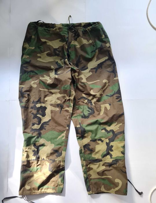 Spodnie Mundur US Army Woodland wodoodporne X-Large Long ECWCS Goretex