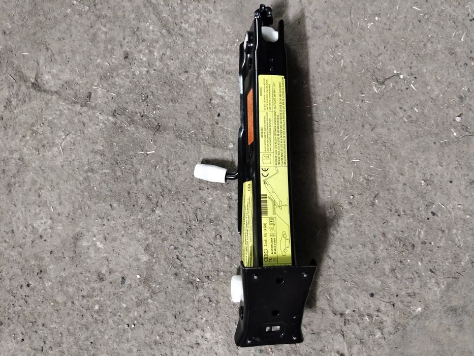 Lewarek samochodowy audi A6 4g0011031f