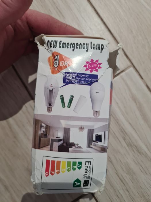 Лампа Аварійного освітлення 15w Вт на зємних аккамуляторах