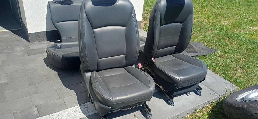 Fotel siedzenie kanapa skóra subaru outback V 2017r