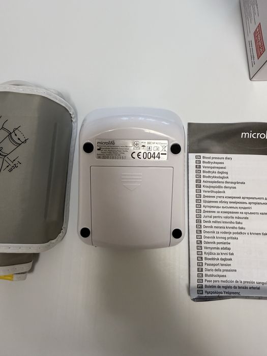Тонометр автоматичний електронний Microlife BP A2 Classic