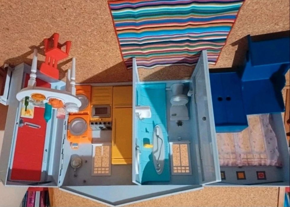 Barbie casa.
Mattel.
Ano 2005.