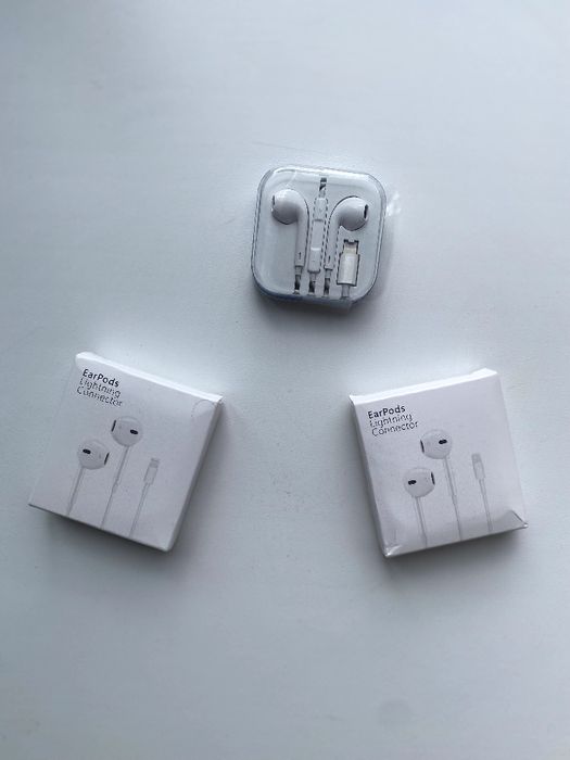 Оригинальные наушники Apple EarPods с Lightning (новые, для iPhone)