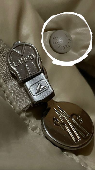 Оригінал! Глянцевий   Пуховик Moncler | M розмір