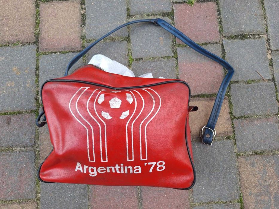 Torba z okresu PRL pamiątka sportowa Mundial Argentyna 78.