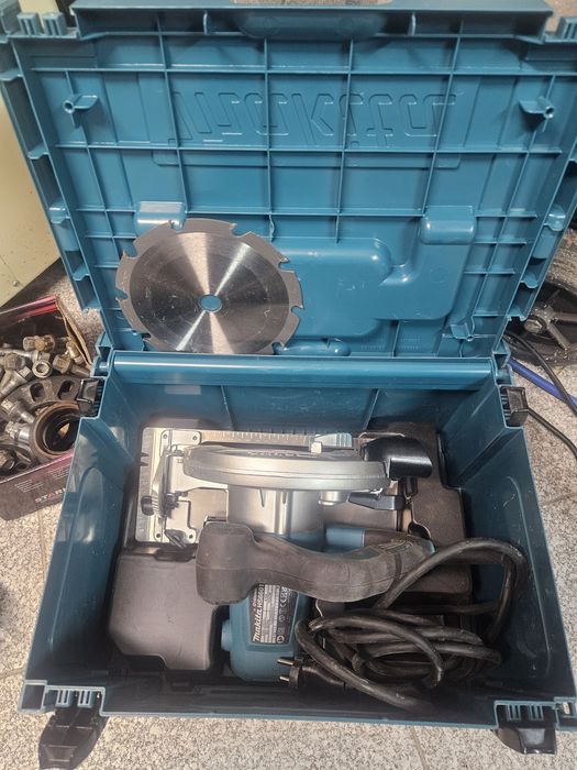 Maquinas makita novas