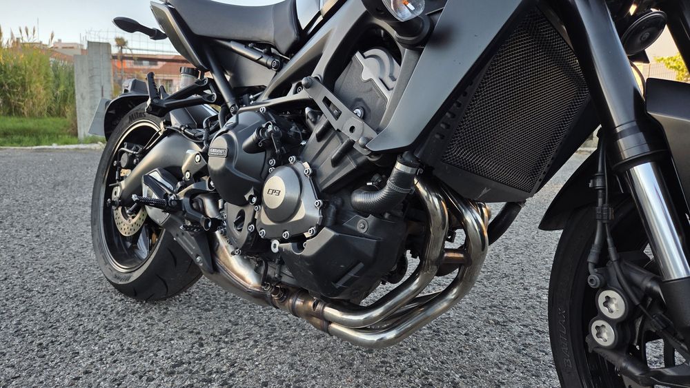 Yamaha MT09 (2GEN) + Material Extra