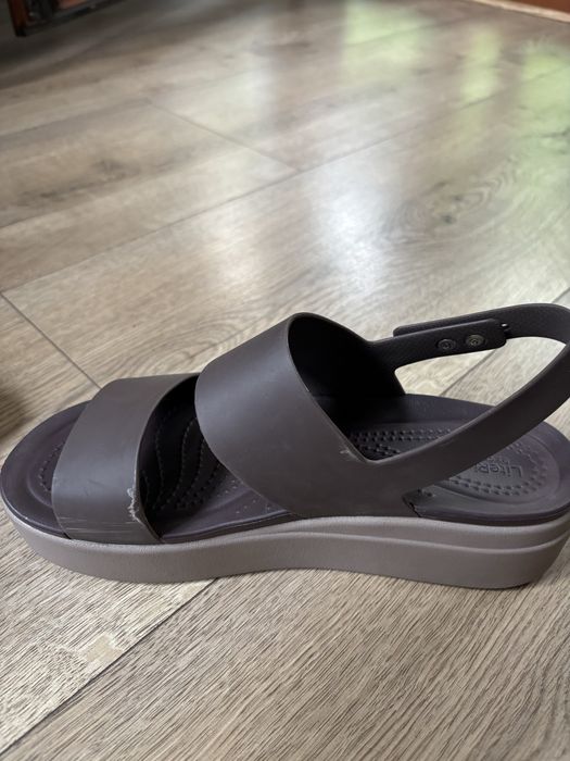 Sandaly Crocs r. 37,5