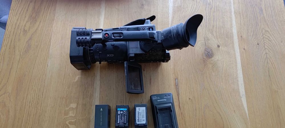 Kamera dv panasonic ag-dvx100 + baterie Elbląg • OLX.pl