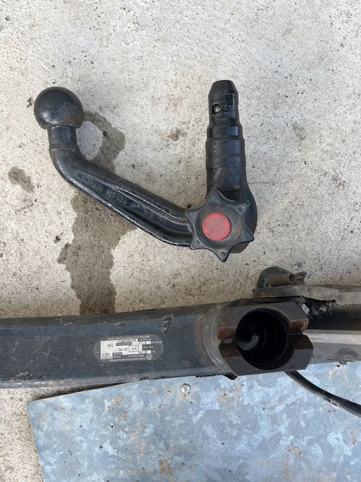 Фаркоп Passat b6 прицепне гак пассат б6