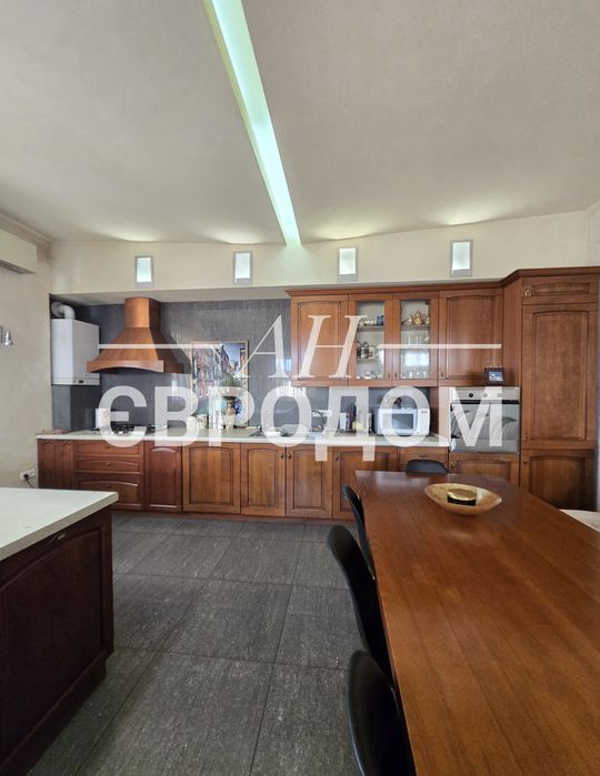 Одобрено женой! Продам дом 225м2 в 10км. от пос. Васищево.