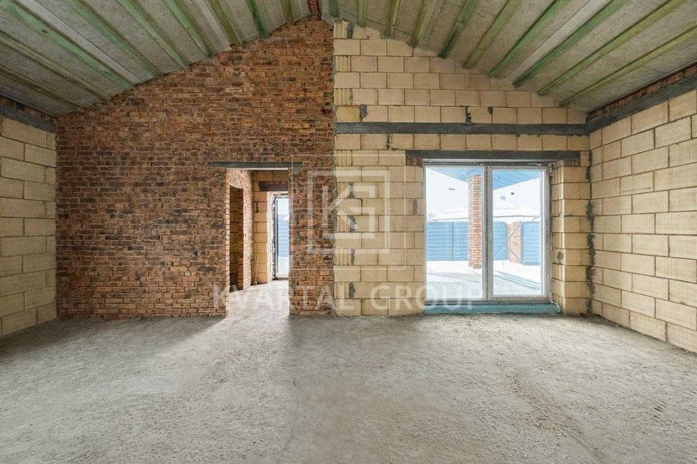 В продажу НОВИЙ будинок біля лісу в предмісті Києва