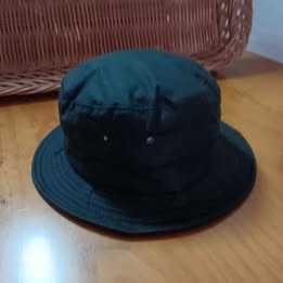 -Chapéu encerado impermeável ~