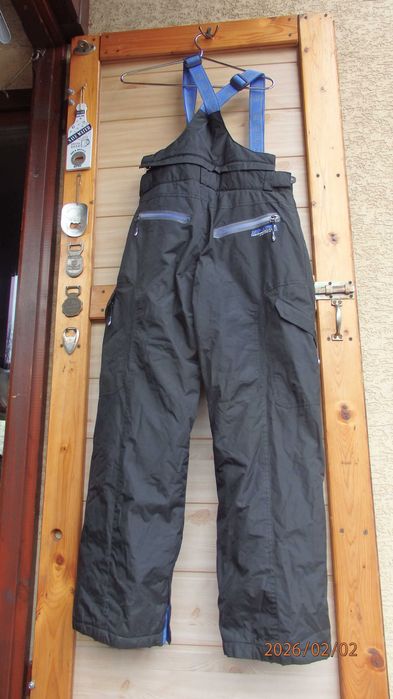 Spodnie sportowe na szelkach marki Bend-Store rozmiar XL 85cm w pasie