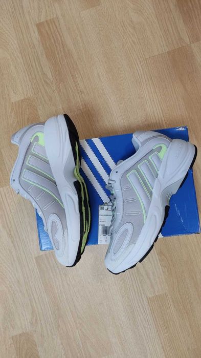 Продам кросівки-Adidas Falcon -43(EUR) наш-42.Нові. Оригінал.
