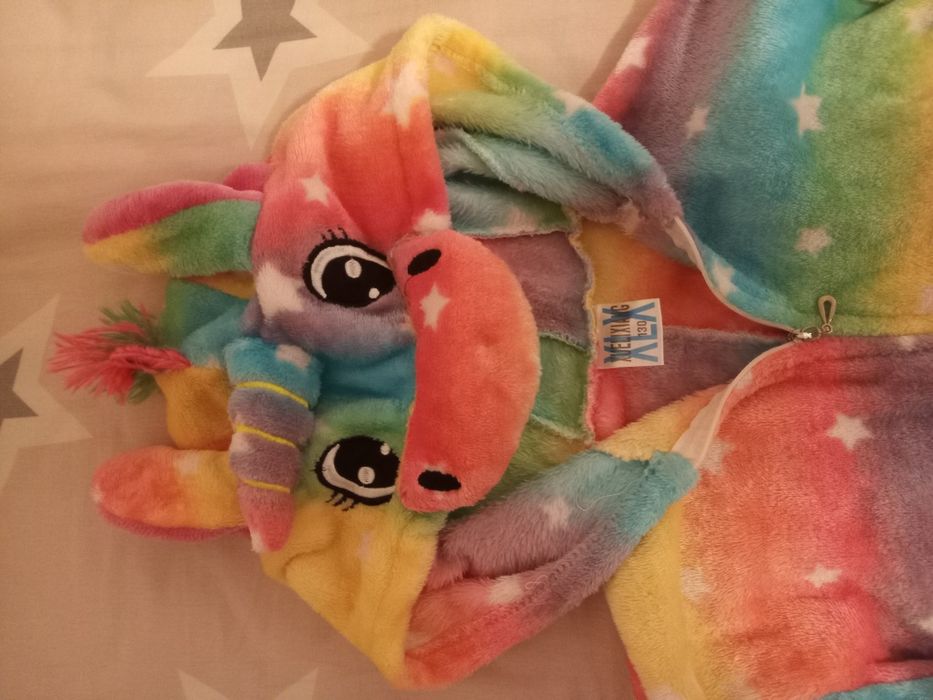 Пижамы, кигуруми, халат на девочку