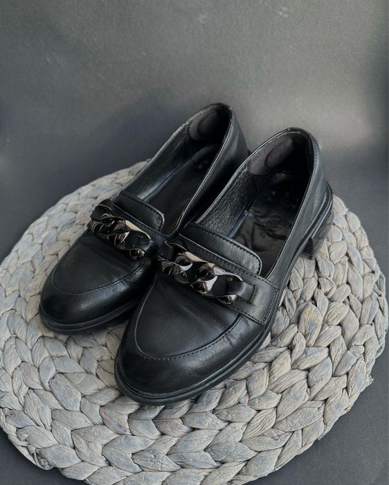 Лофери жіночі шкіряні , туфлі жіночі натуральна шкіра чорні