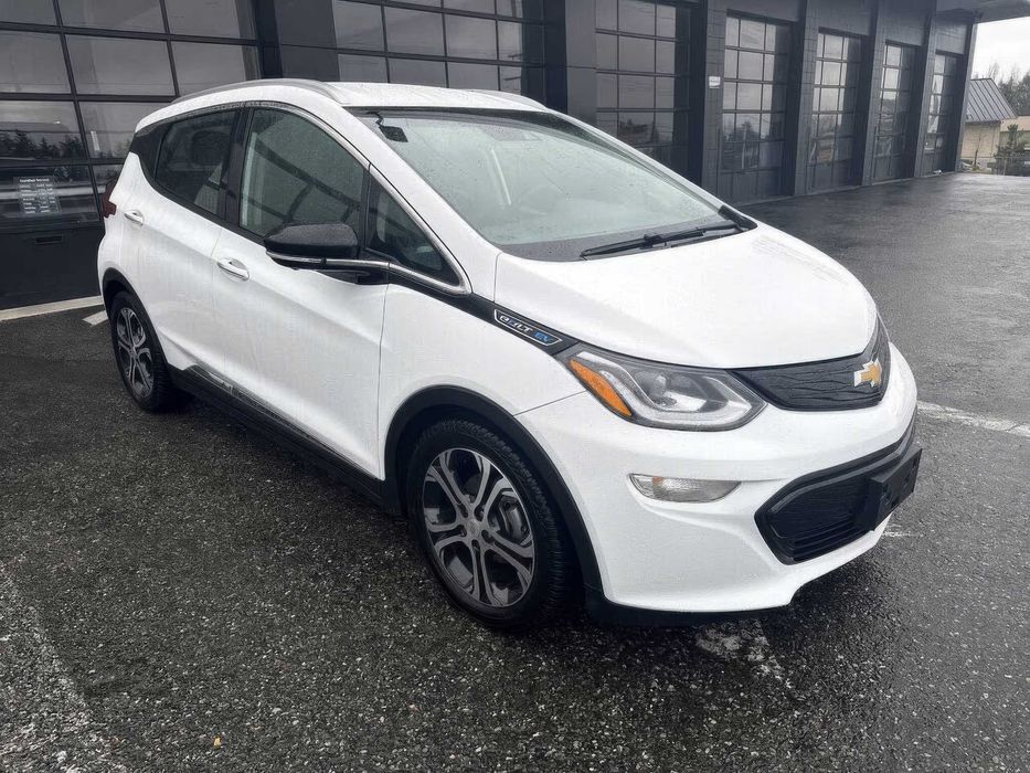 Chevrolet Bolt EV      2021