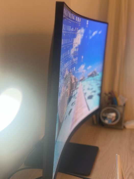 LG Monitor 32MR50C