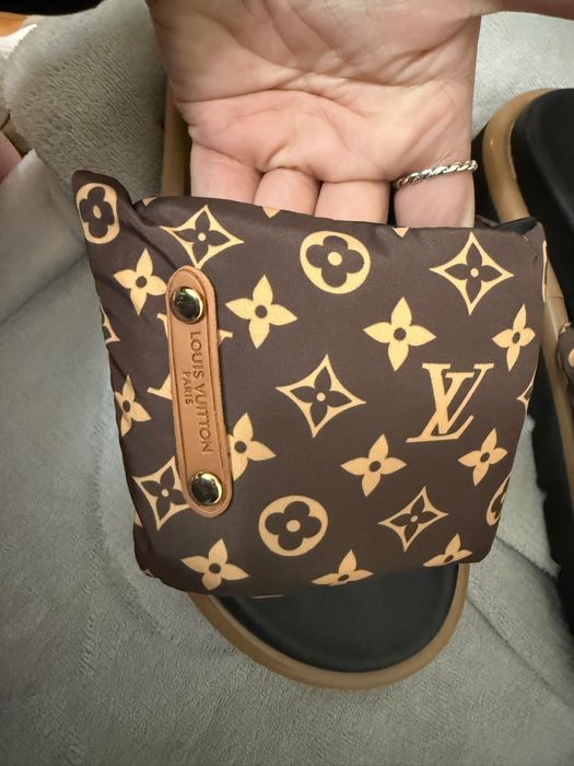 Chinelo Louis Vuitton