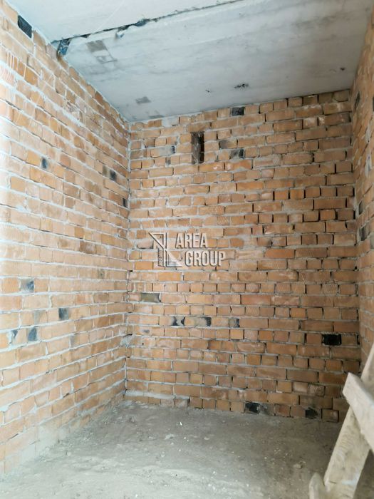 Котедж готовий до ремонту в районі Цукрового заводу