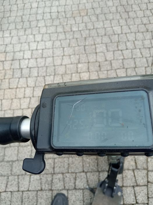 Sprzedam hulajnoge elektryczną