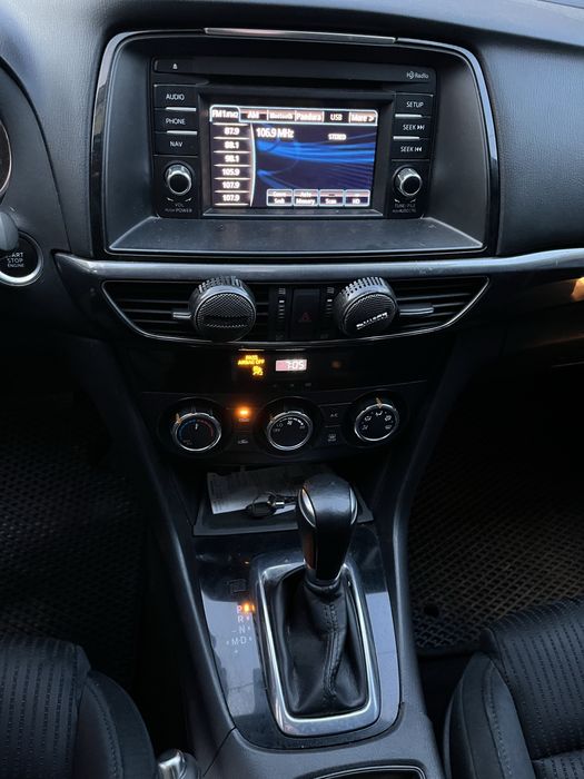 Mazda 6 2015 року