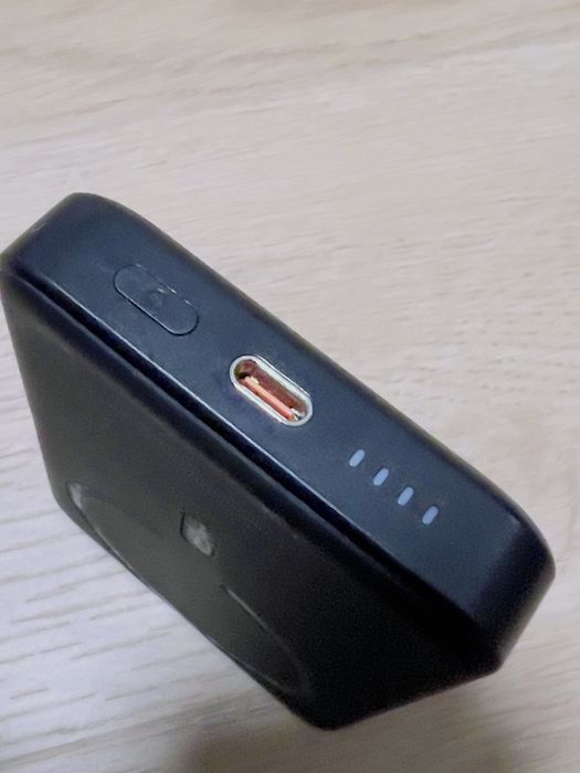 PowerBank baseus czarny używany